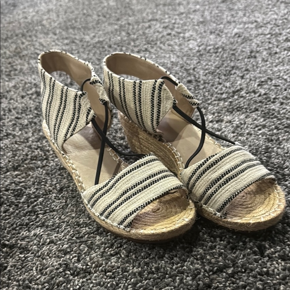 Eileen Fisher Black and Cream Espadrilles